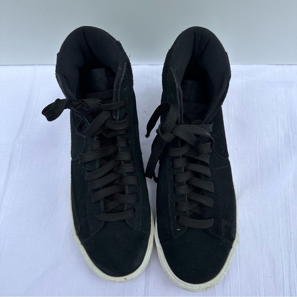 Nike Blazer Mid black with white soles - Picture 4 of 10